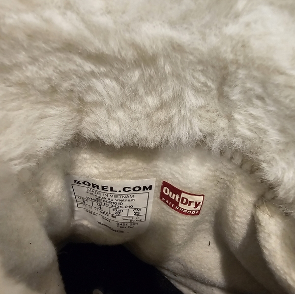 Sorel🔥🔥HOST PICK🔥🔥 women's Tivoli IV Insulated waterproof boots - Picture 6 of 8